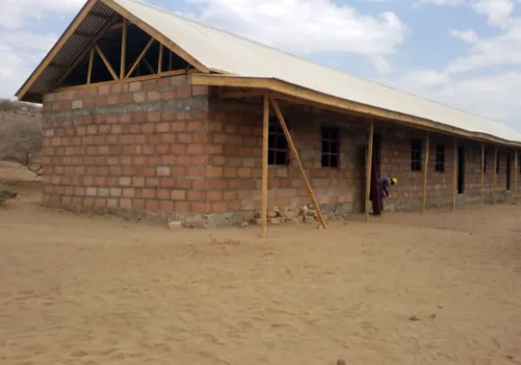 Neue Grundschule für Mädchen und Jungen in Tansania, Afrika.