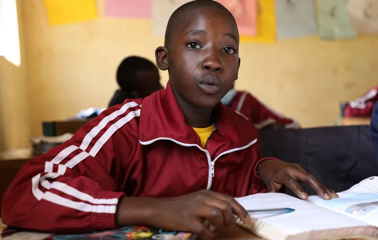 Bildung ist der Schlüssel zu Entwicklung. 