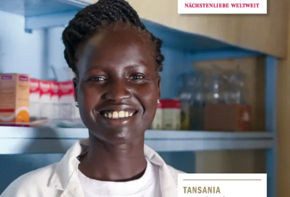 Eine Krankenschwester sorgt für medizinische Hilfe Afrika. 